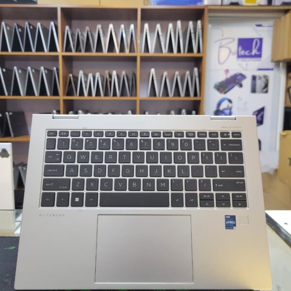 HP EliteBook x360 1040 G10